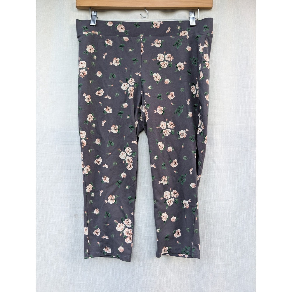 Torrid Floral Cropped Leggings Womens 2 2X Grey Cotton Stretch Capri Pant